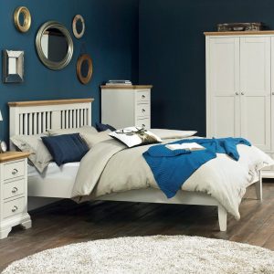 Hampstead Soft Grey & Pale Oak Bed